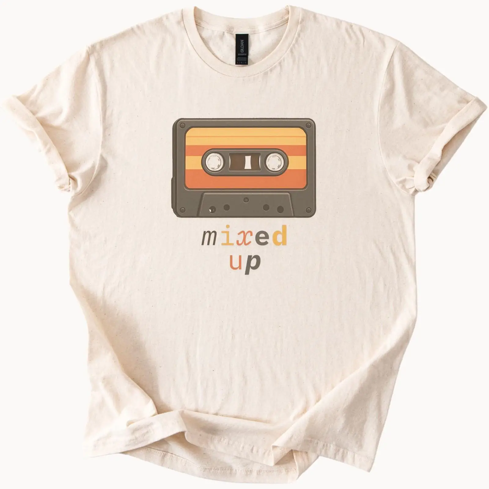 Audio Vibes Music - カセットテープミックスアップTシャツ レトロ音楽愛好家 オールドスクールオーディオミックステープ 80年代 90年代 ヴィンテージ風
