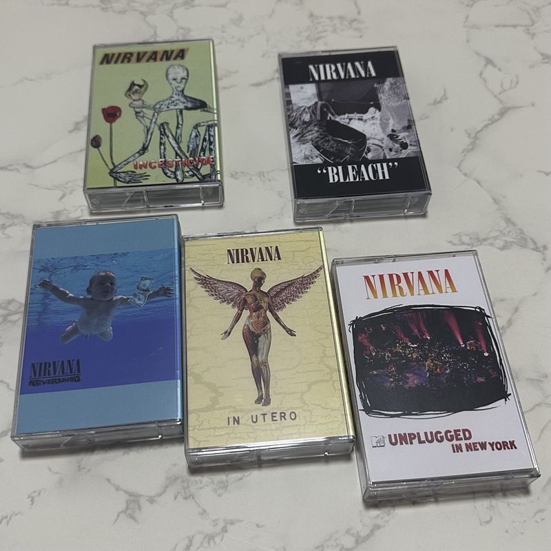 Music Audiobook - 西洋ロック音楽カセットテープ未開封、歌詞ブック付き、レトロノスタルジックコレクション、オリジナルサウンドオーディオテープ